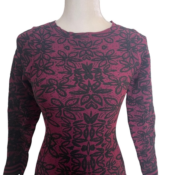 John + Jenn Cameron dress blackened berry floral stretch flare size small - Picture 2 of 8